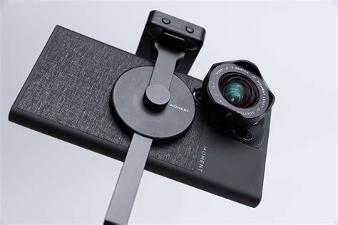 Samsung S24 Ultra w/ Moment Lenses .